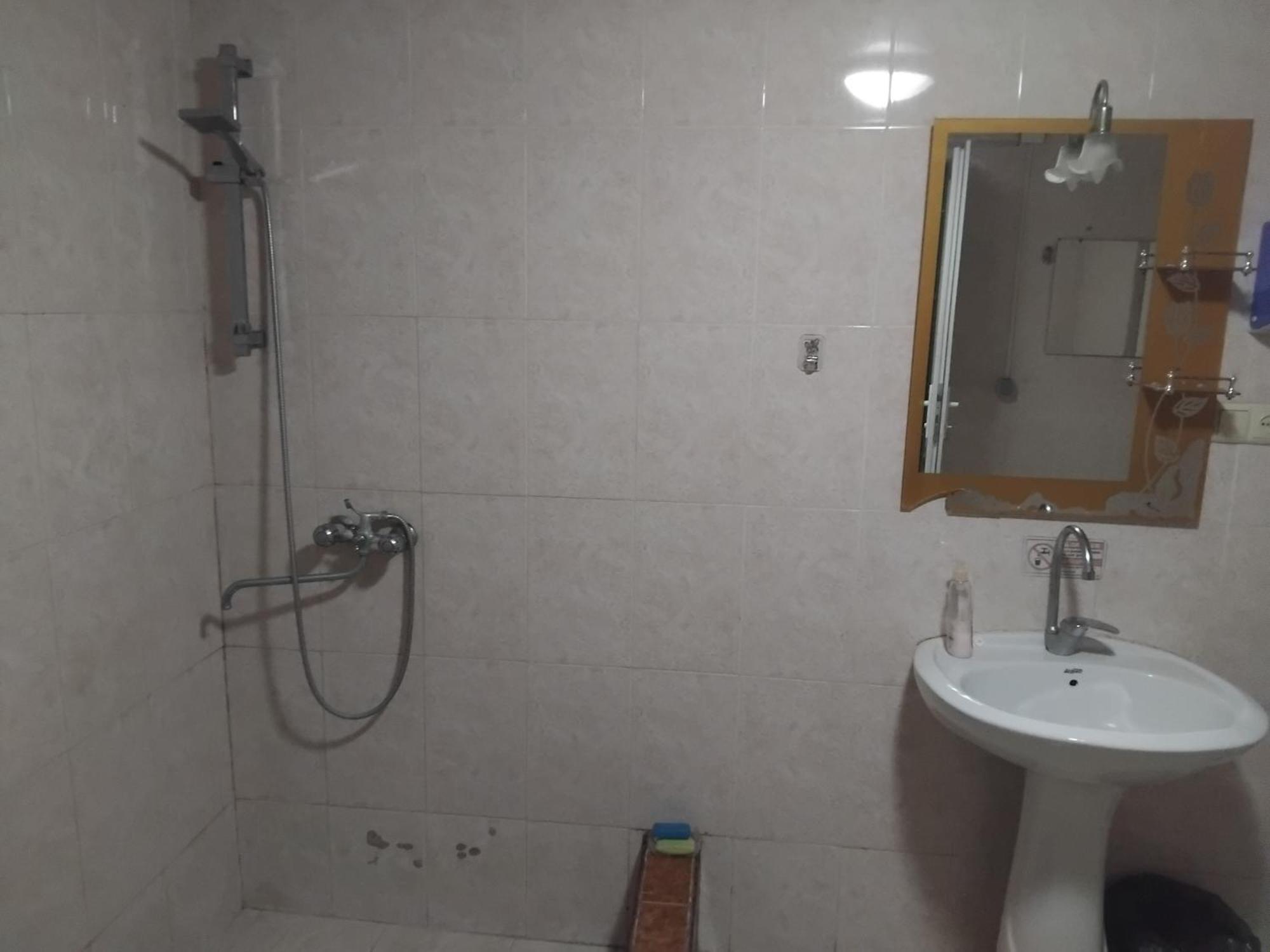 Guest House Oasis - Tvishi Esterno foto